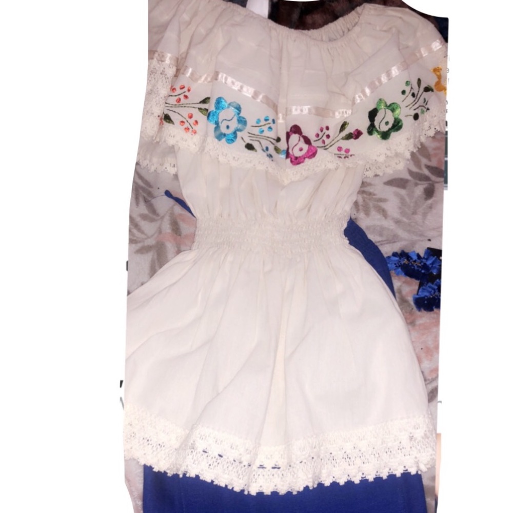 Authentic Beige off the shoulder Mexican Shirt M